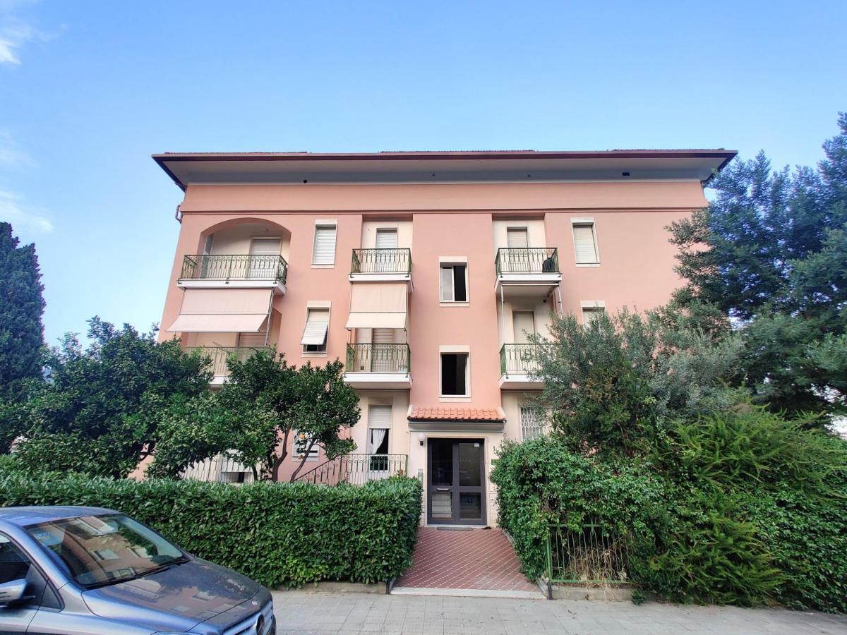 Sotto Il Cielo Apartamento Finale Ligure Exterior foto